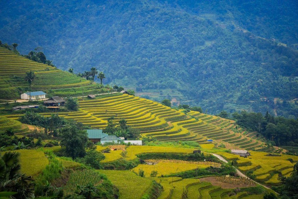 Ha Giang Cao Bang Ba Be Lake