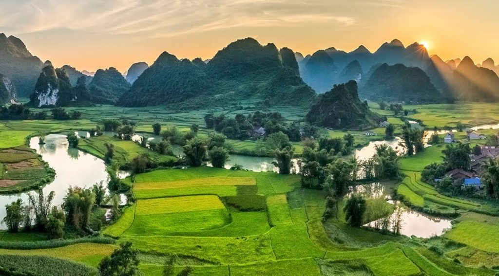 Cao Bang Loop Tour