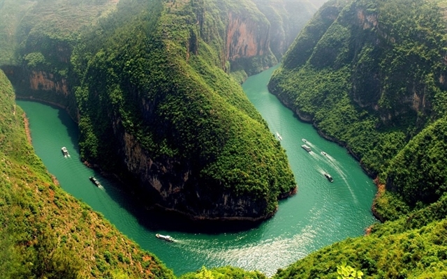 Ma Pi Leng Pass on the easy rider Ha Giang Loop
