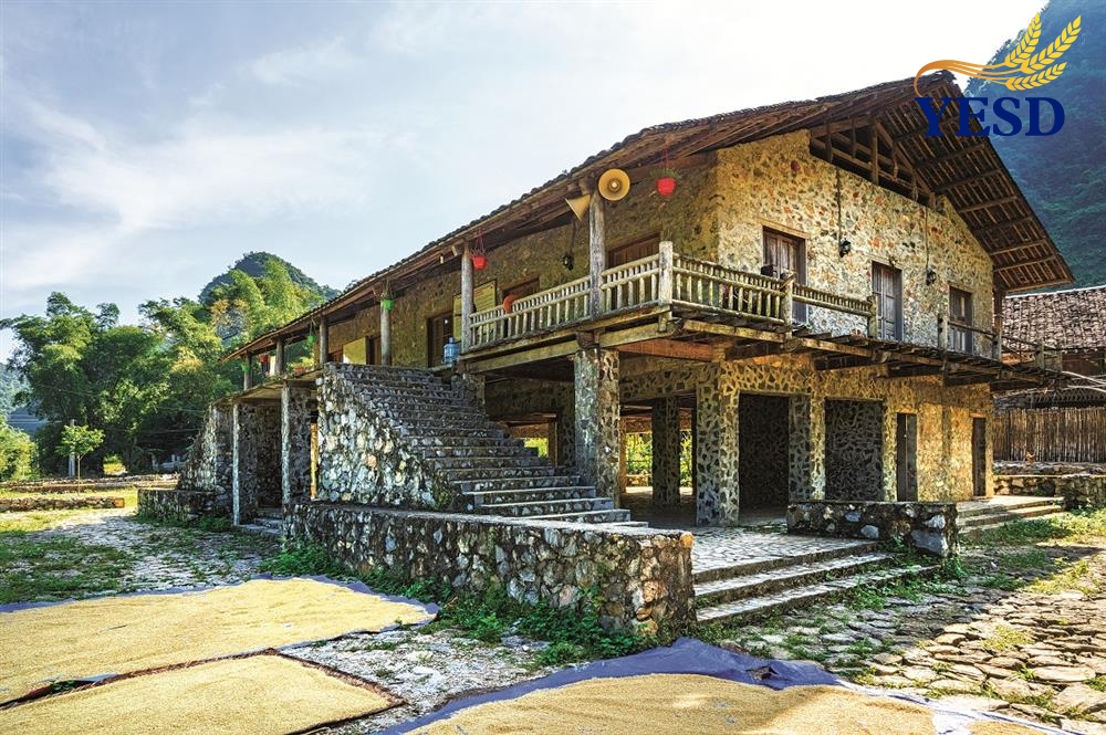 Khuoi Ky Stone Village